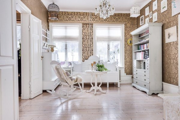 kulonleges_egy_oreg_toparti_haz_rengeteg_erdekes_reszlettel_es_skandinav_bajjal_16